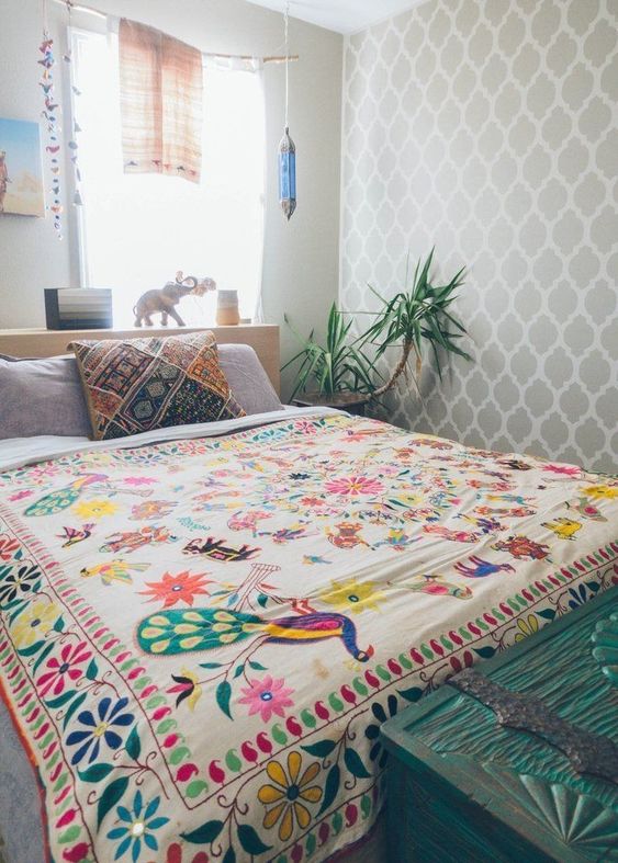 JUTE PEACOCK BEDSHEET